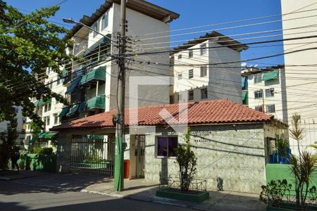 Apartamento para alugar com 55m², 2 quartos e 1 vaga Apartamento para alugar com 55m², 2 quartos e 1 vagaFachada
