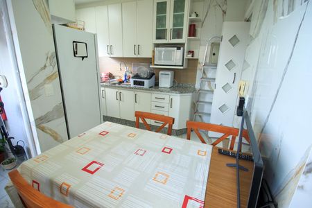Apartamento à venda com 72m², 2 quartos e 1 vagaCozinha
