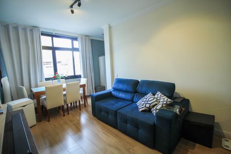 Apartamento à venda com 72m², 2 quartos e 1 vagaSala