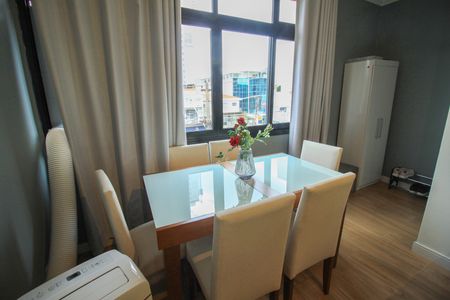 Apartamento à venda com 72m², 2 quartos e 1 vagaSala de Jantar