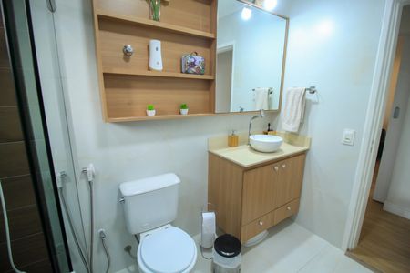 Apartamento à venda com 72m², 2 quartos e 1 vagaBanheiro