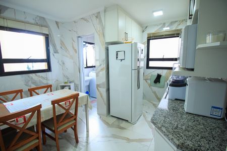 Apartamento à venda com 72m², 2 quartos e 1 vagaCozinha