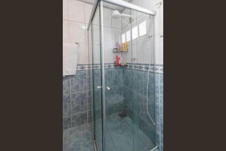 Casa à venda com 310m², 4 quartos e 4 vagas Casa à venda com 310m², 4 quartos e 4 vagasCasa 2 - Banheiro da suíte