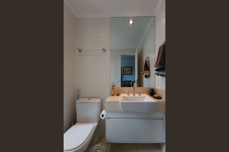 Apartamento à venda com 180m², 3 quartos e 3 vagasBanheiro da Suíte 1