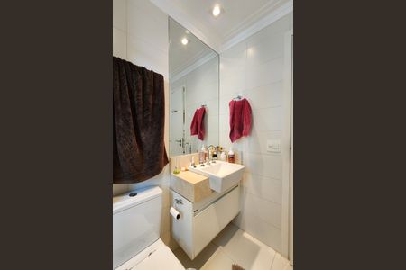 Apartamento à venda com 180m², 3 quartos e 3 vagasBanheiro da Suíte 3