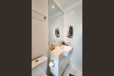 Apartamento à venda com 180m², 3 quartos e 3 vagasBanheiro da Suíte 1