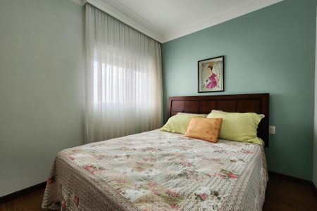 Apartamento à venda com 180m², 3 quartos e 3 vagasSuíte 3