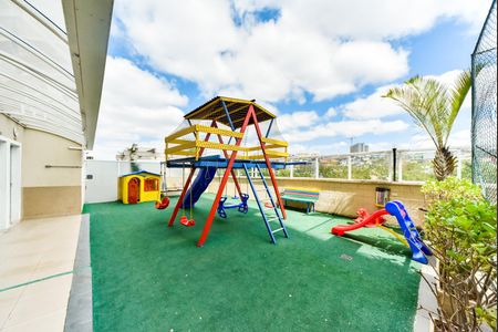 Apartamento à venda com 118m², 2 quartos e 2 vagasÁrea Comum - Playground