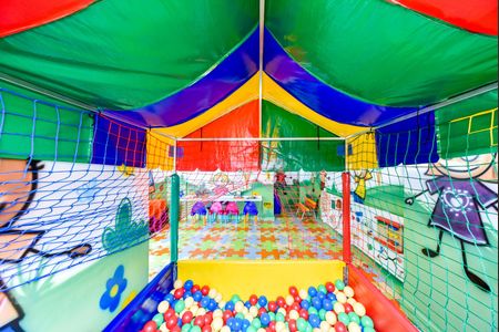 Apartamento à venda com 118m², 2 quartos e 2 vagasÁrea Comum - Playground