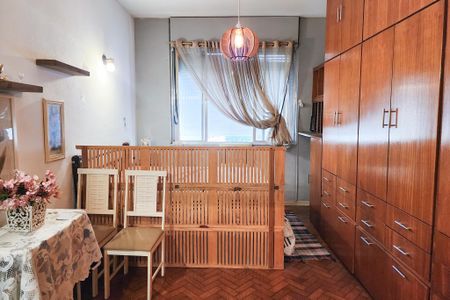 Apartamento à venda com 40m², 1 quarto e sem vagaSala