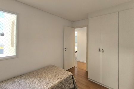 Apartamento à venda com 131m², 4 quartos e 2 vagasQuarto 3