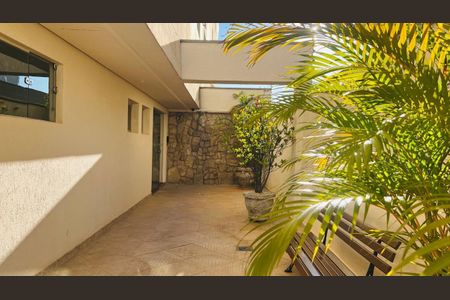 Apartamento à venda com 100m², 3 quartos e 1 vagaFoto 03