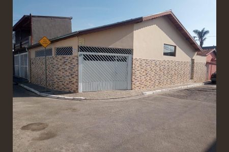 Casa à venda com 120m², 2 quartos e 2 vagasFoto 01
