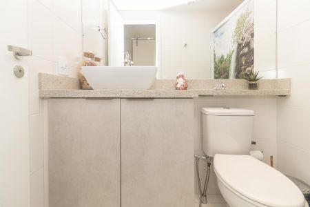 Apartamento à venda com 68m², 2 quartos e 1 vagaBanheiro 02