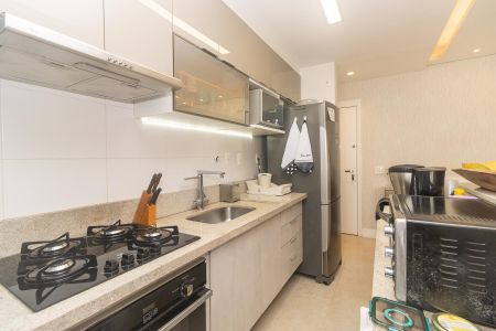 Apartamento à venda com 68m², 2 quartos e 1 vagaCozinha