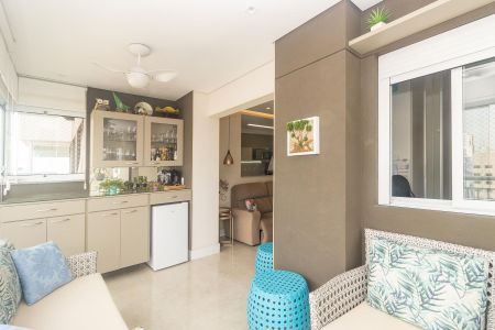 Apartamento à venda com 68m², 2 quartos e 1 vagaVaranda