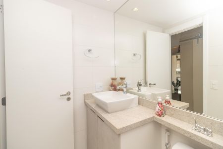 Apartamento à venda com 68m², 2 quartos e 1 vagaBanheiro 02