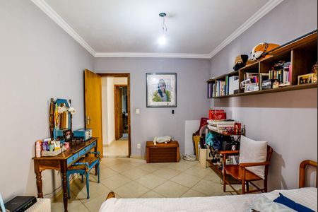 Casa à venda com 471m², 3 quartos e 8 vagasQuarto 1