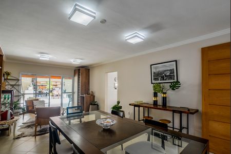 Casa à venda com 471m², 3 quartos e 8 vagasSala de Jantar