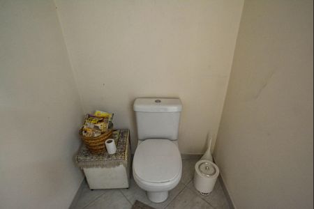 Casa à venda com 471m², 3 quartos e 8 vagasBanheiro Escritório