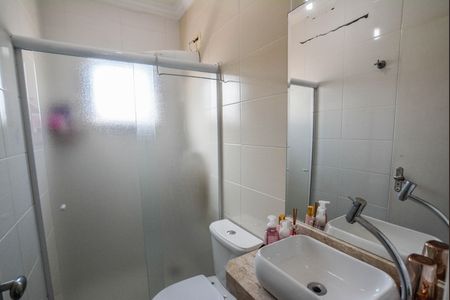 Casa à venda com 471m², 3 quartos e 8 vagasBanheiro da Suíte 2
