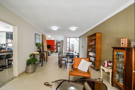 Casa à venda com 471m², 3 quartos e 8 vagasSala 2