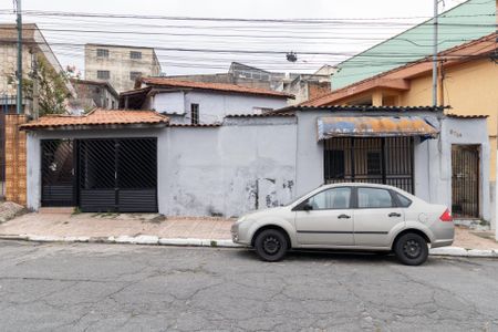 Casa à venda com 269m², 5 quartos e 1 vaga Casa à venda com 269m², 5 quartos e 1 vagaFachada