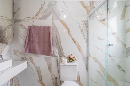 Apartamento para alugar com 70m², 2 quartos e 2 vagasBanheiro da Suíte