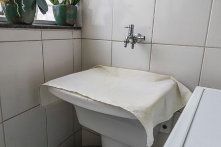 Apartamento para alugar com 70m², 2 quartos e 2 vagasÁrea de Serviço