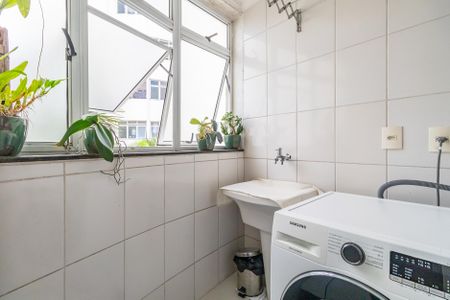 Apartamento para alugar com 70m², 2 quartos e 2 vagasÁrea de Serviço