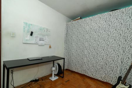 Casa à venda com 185m², 3 quartos e 2 vagasQuarto