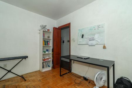 Casa à venda com 185m², 3 quartos e 2 vagasQuarto