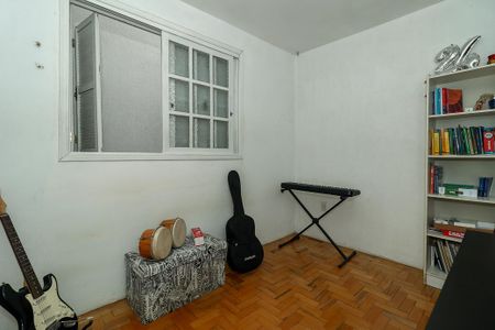 Casa à venda com 185m², 3 quartos e 2 vagasQuarto