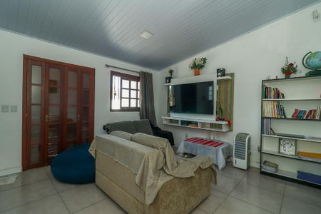 Casa à venda com 185m², 3 quartos e 2 vagasSala