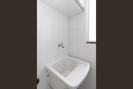 Apartamento para alugar com 38m², 2 quartos e 1 vagaÁrea de Serviço