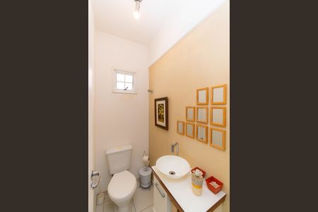 Casa de condomínio para alugar com 85m², 2 quartos e 2 vagasLavabo