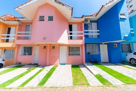 Casa de condomínio para alugar com 85m², 2 quartos e 2 vagasFachada