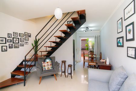 Casa de condomínio para alugar com 85m², 2 quartos e 2 vagasSala