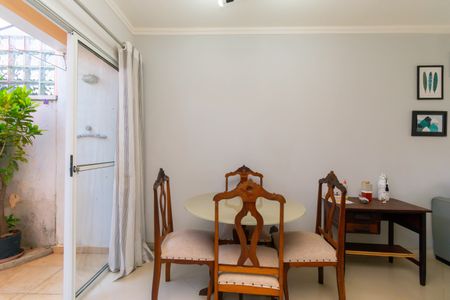 Casa de condomínio para alugar com 85m², 2 quartos e 2 vagasSala de Jantar