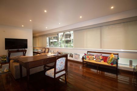 Apartamento à venda com 190m², 4 quartos e 1 vagaSala