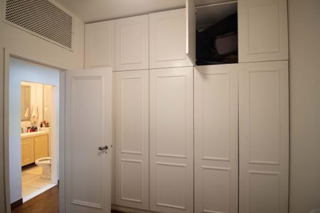 Apartamento à venda com 190m², 4 quartos e 1 vagaQuarto 2