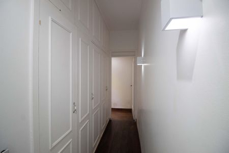 Apartamento à venda com 190m², 4 quartos e 1 vagaCorredores
