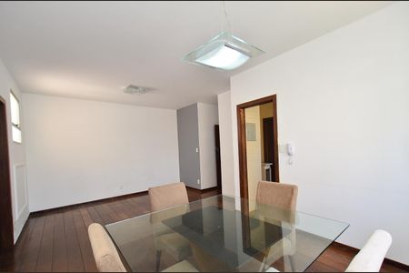 Apartamento para alugar com 95m², 3 quartos e 1 vagaSala