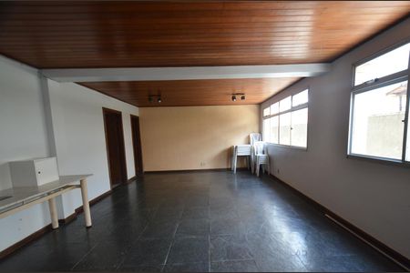 Apartamento para alugar com 95m², 3 quartos e 1 vagaÁrea comum - Salão de festas