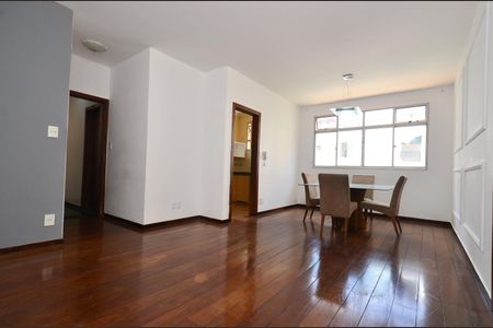 Apartamento para alugar com 95m², 3 quartos e 1 vagaSala