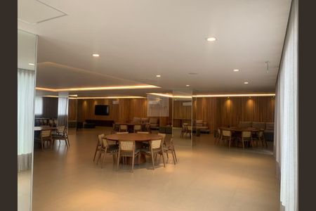 Apartamento à venda com 126m², 3 quartos e 3 vagas Apartamento à venda com 126m², 3 quartos e 3 vagasSalão de Festas