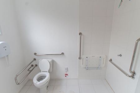 Apartamento para alugar com 43m², 1 quarto e sem vaga Apartamento para alugar com 43m², 1 quarto e sem vagaBanheiro