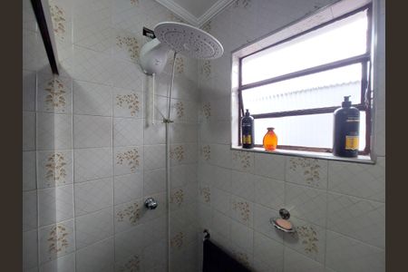 Casa à venda com 120m², 3 quartos e 2 vagasBanheiro 2