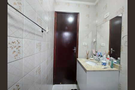 Casa à venda com 120m², 3 quartos e 2 vagasBanheiro 2