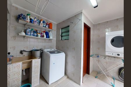 Casa à venda com 120m², 3 quartos e 2 vagasÁrea de Serviço